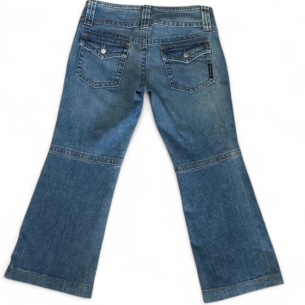 Billy Blues Capri Mid Rise Jeans Back Pockets Front Double Button and Zipper Fly